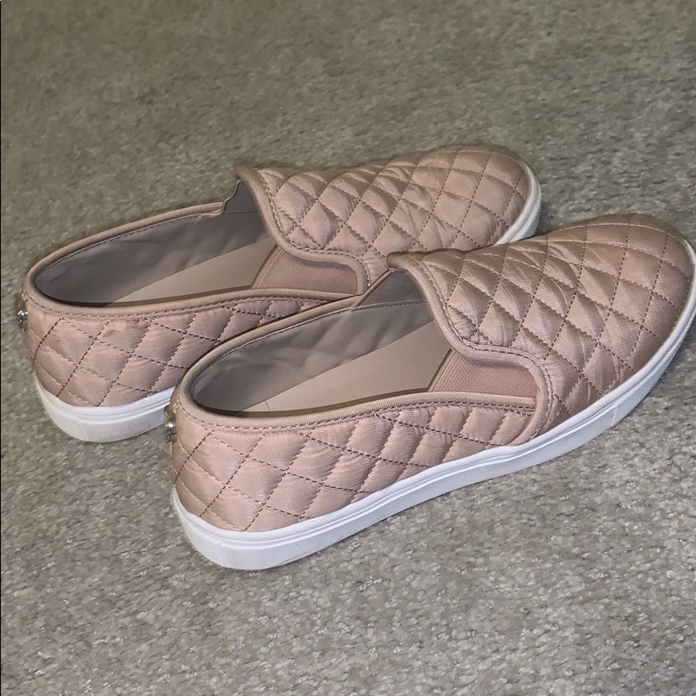 Steve Madden slip-ons